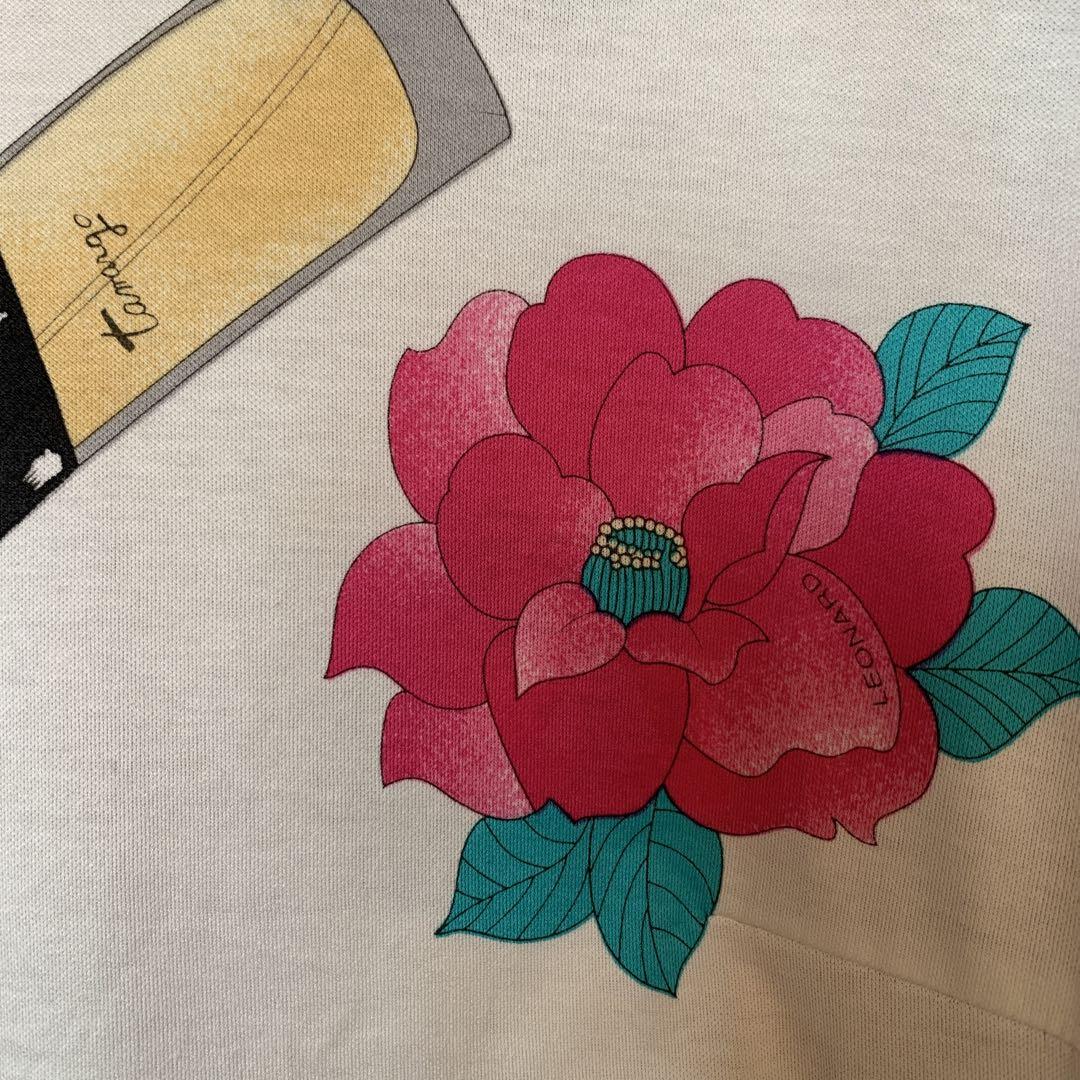 レオナール【LEONARD SPORT 】長袖Tシャツ 42 花柄香水