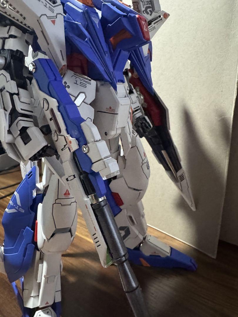 【完成品】1/100 Ξ(クシィー)ガンダム