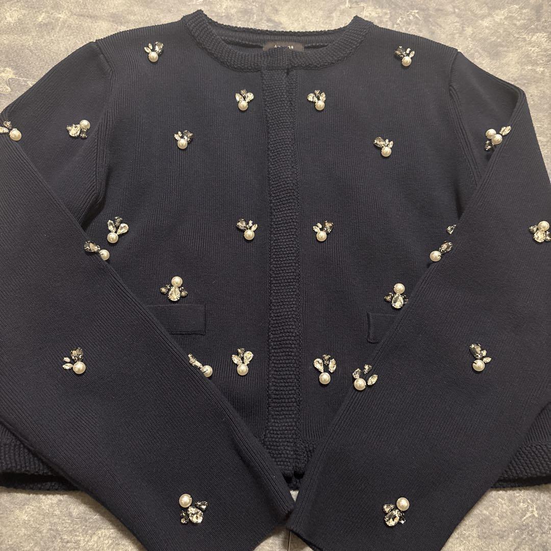ネイビー
