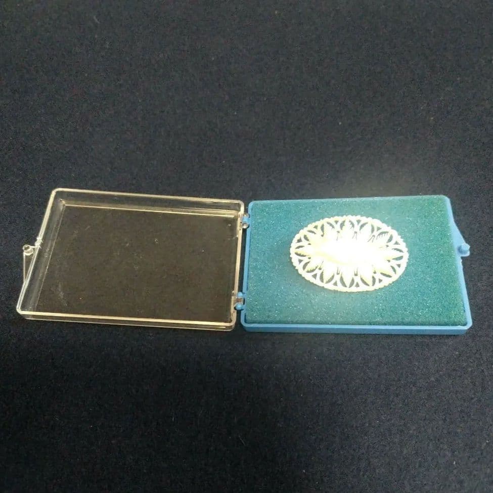 マザーオブパール(白蝶貝)、ヴィンテージのベツレヘムパール、ブローチ