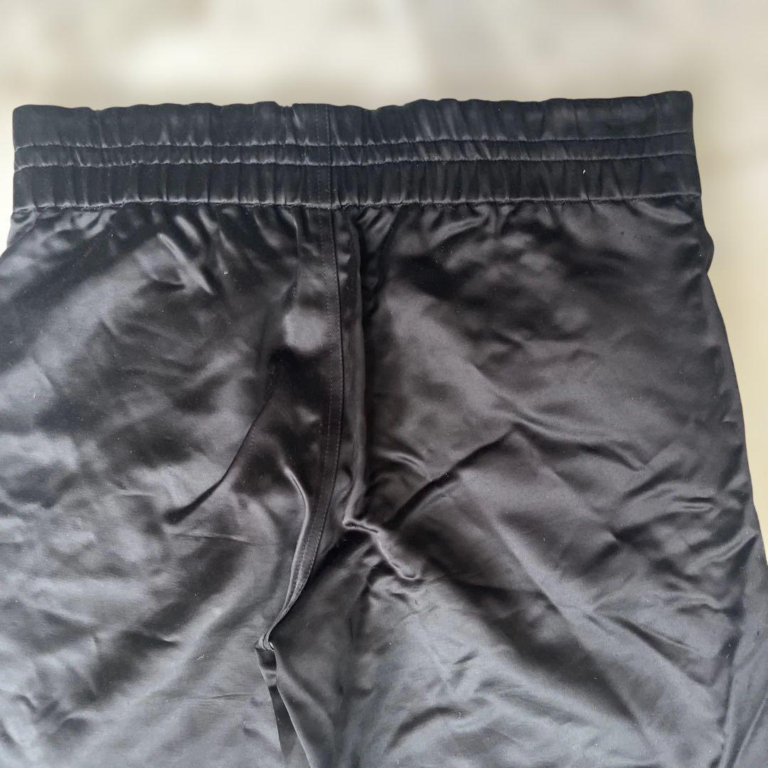 新品未使用　アレキサンダーワン　シルクサテン ショートパンツ ギャザー入り 新品未使用 アレキサンダーワン シルクサテン ショートパンツ