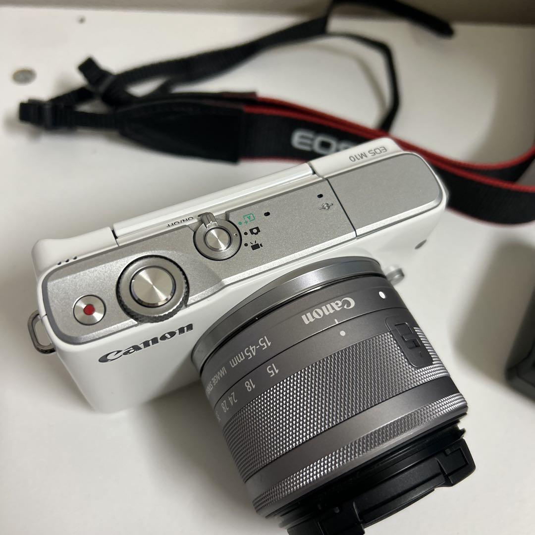 超美品_動作良好@Wi-Fi対応Canon EOS M10 レンズキット
