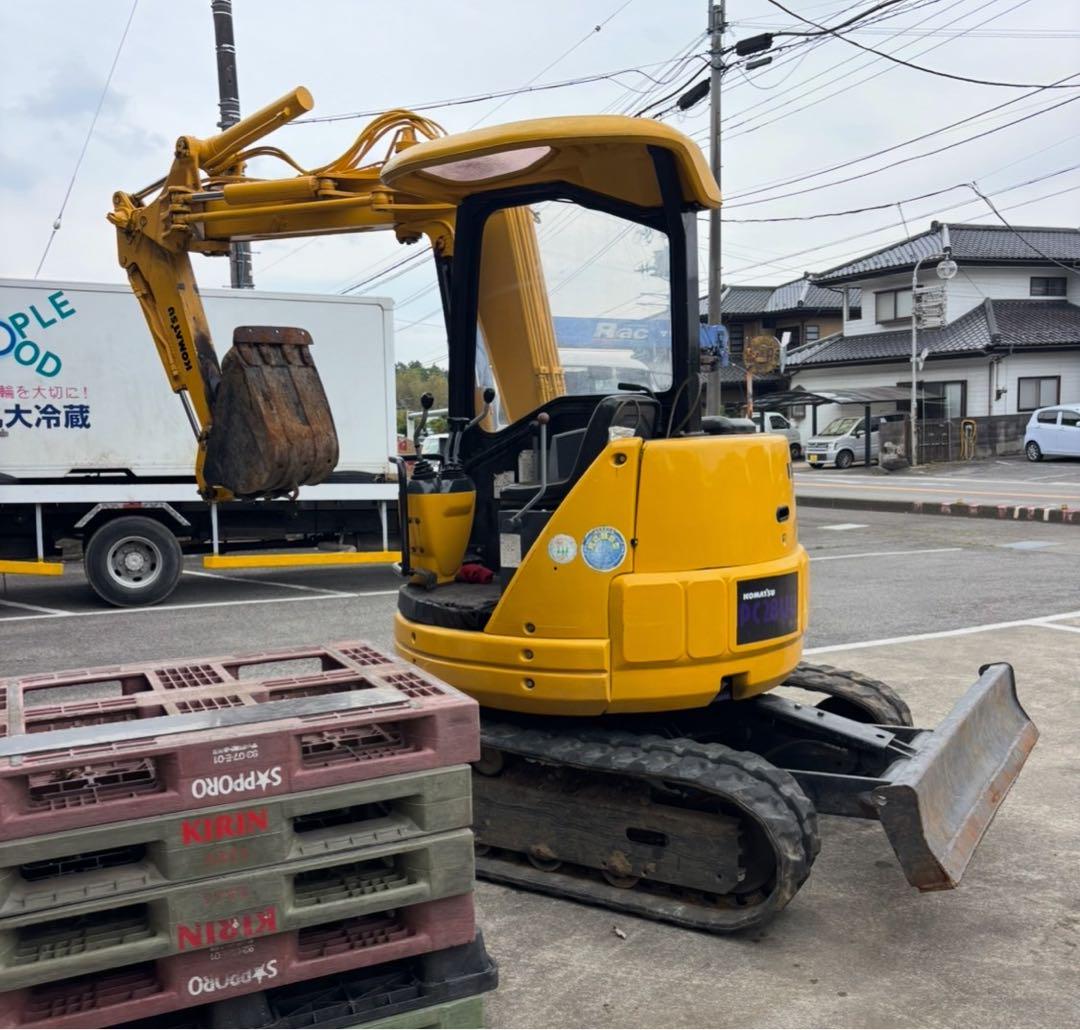 KOMATSU ／コマツ　PC28-UU2 ハサミ付