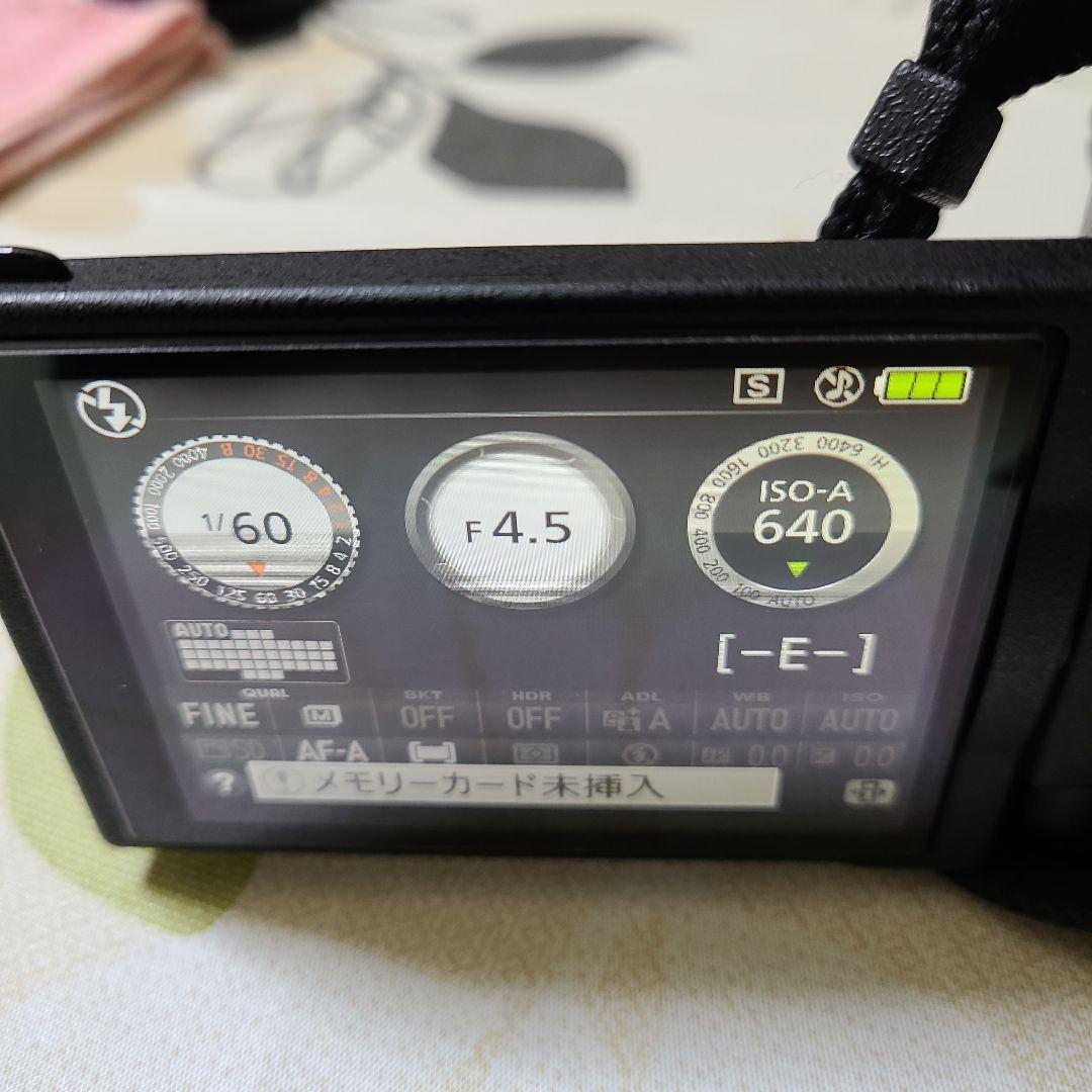 Nikon ニコン D5200 レンズ２つセット　一眼レフカメラ