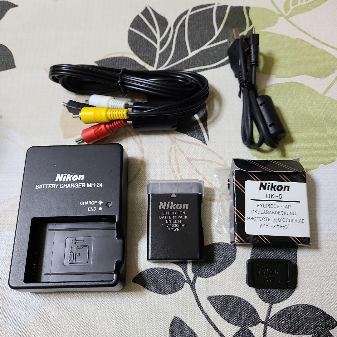 Nikon ニコン D5200 レンズ２つセット　一眼レフカメラ