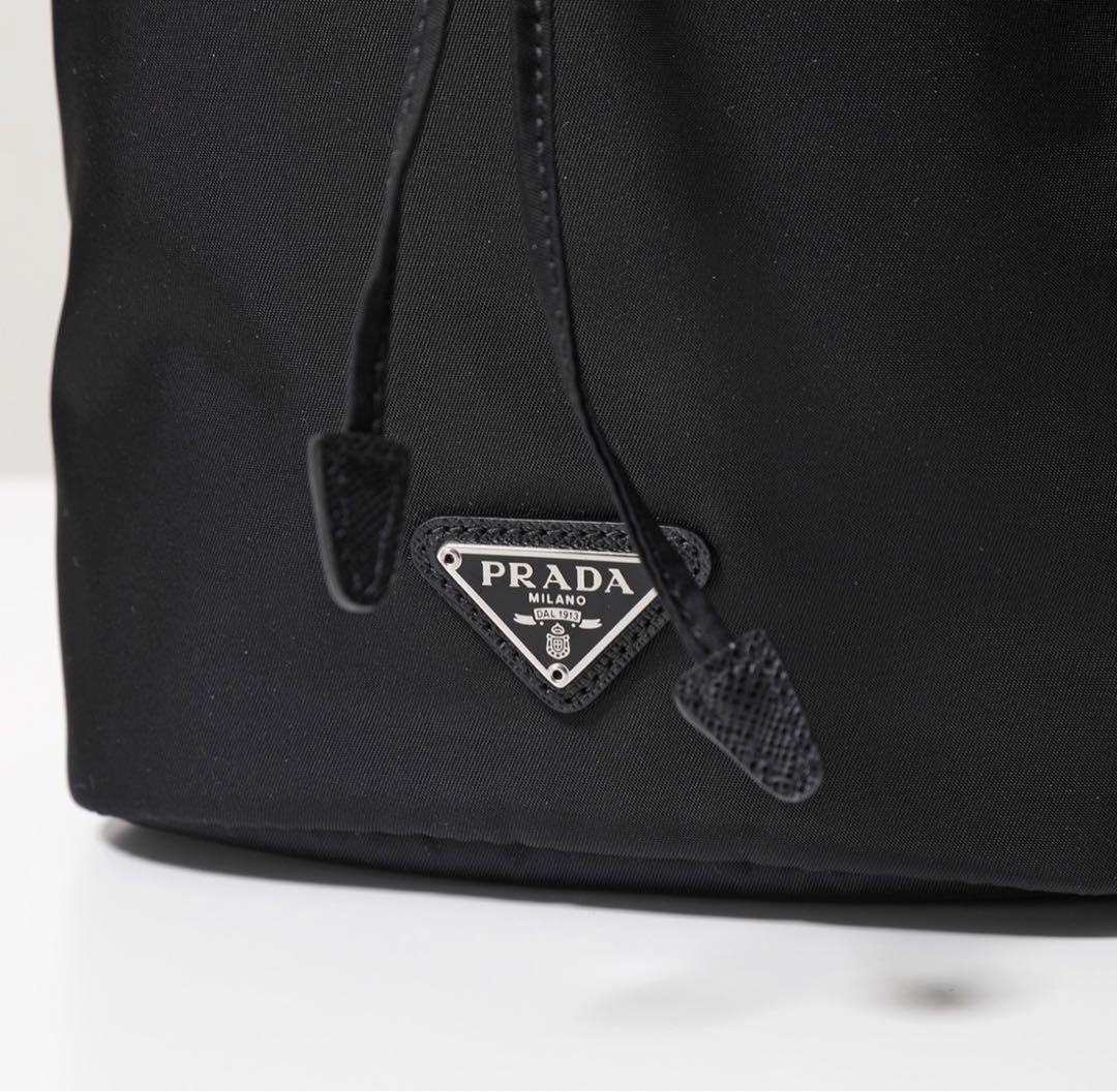 【専用】PRADA プラダ 巾着バッグ 1NE369 黒 新品