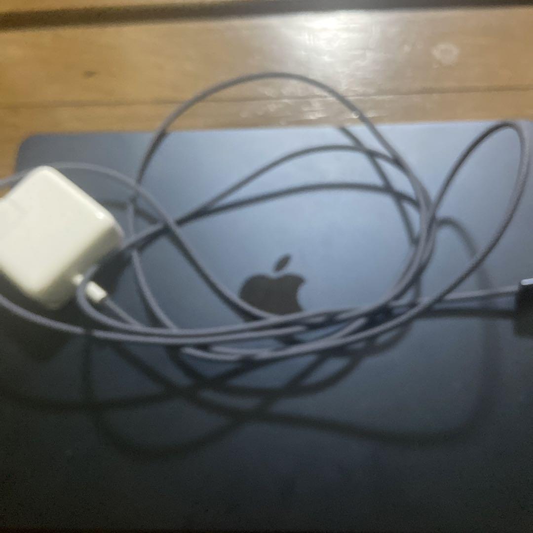 MacBook Air（M2 2022)