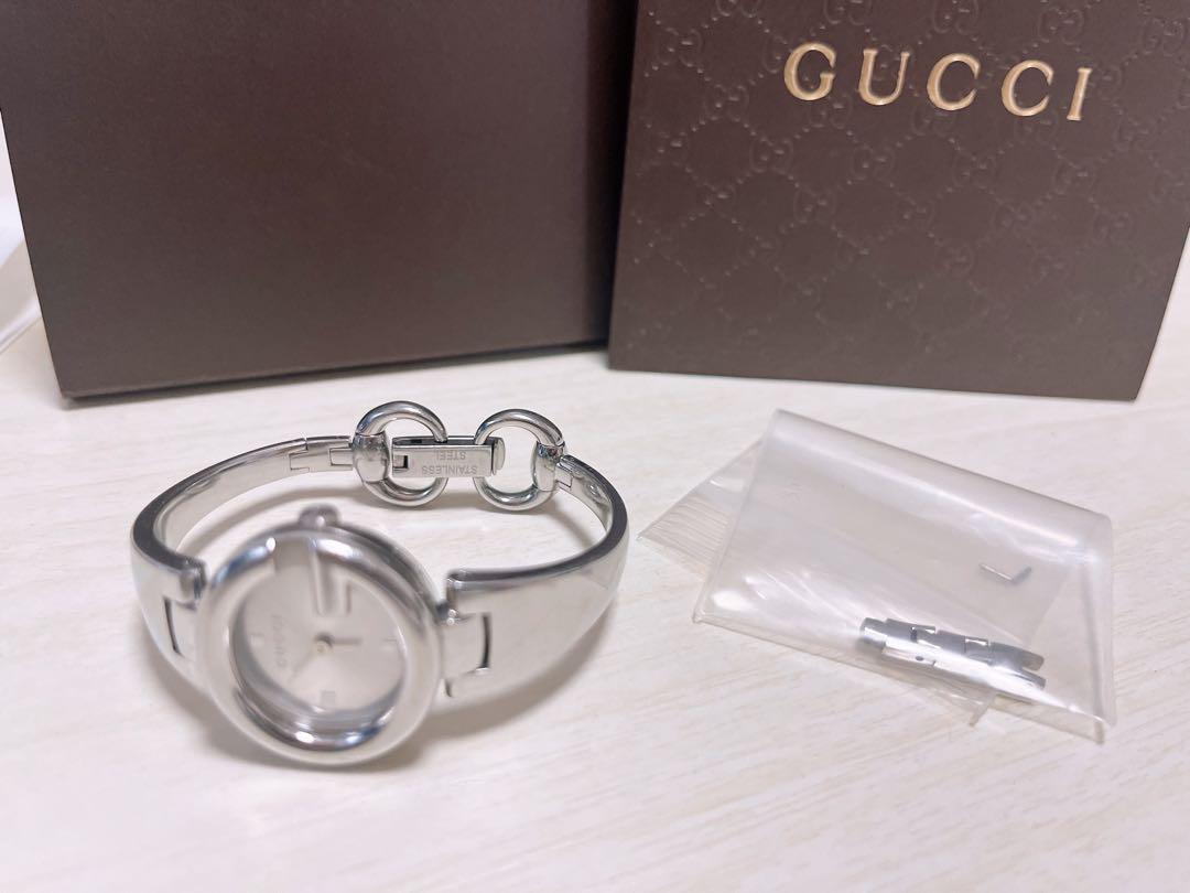 GUCCI レディース腕時計バングル型