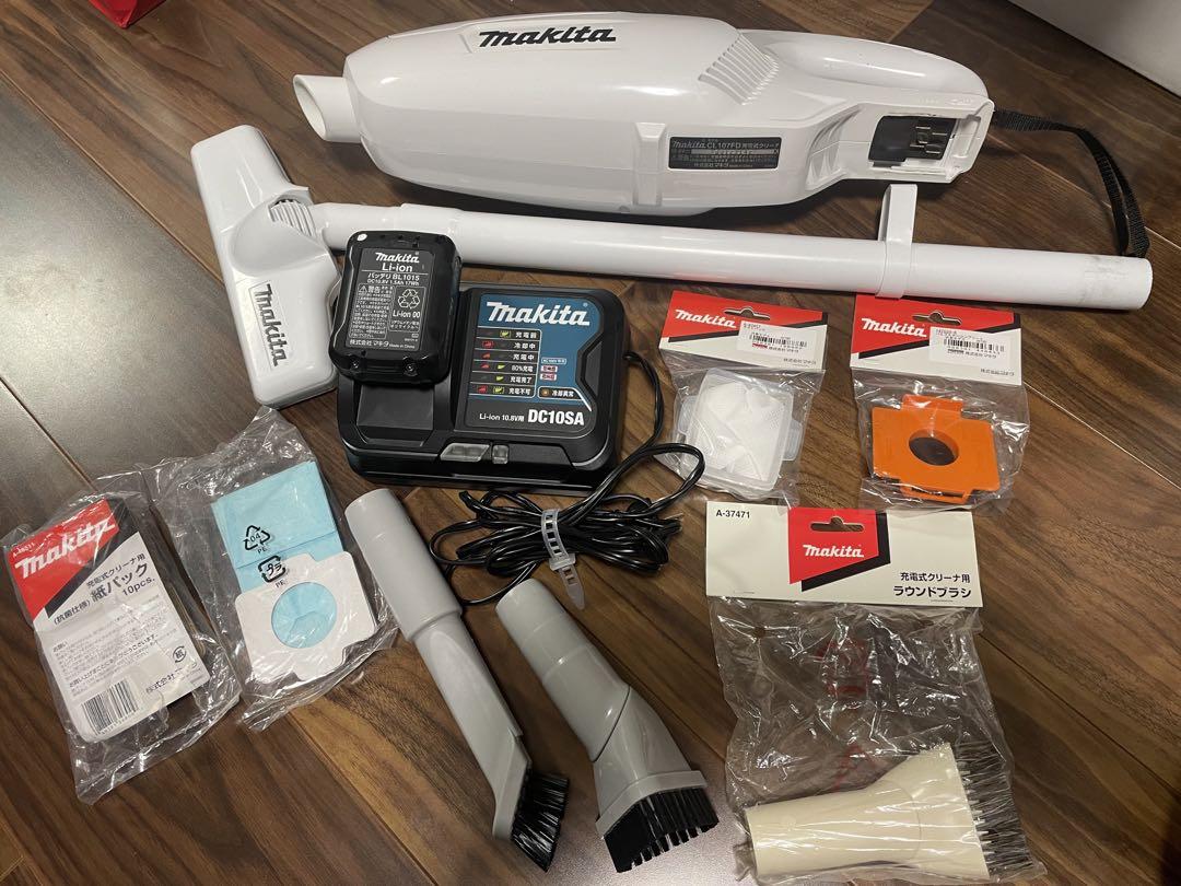 マキタCL107 10.8V充電池 付属品新品付き 掃除機 生活家電 家電