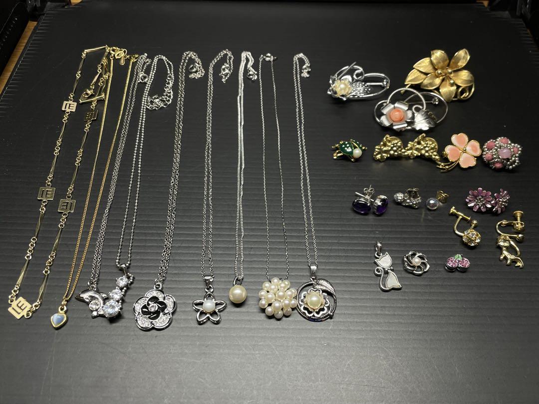 アクセサリー大量まとめ売り