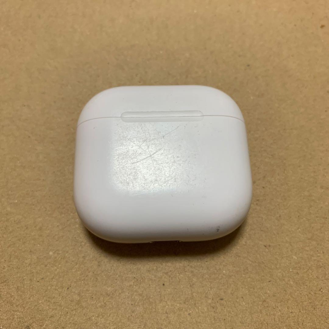 Apple AirPods 第4世代　充電ケース　A3058