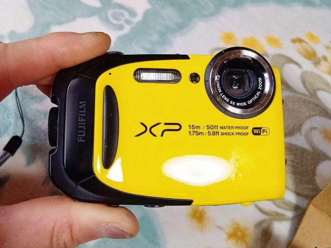 美品 フジフイルム デジタルカメラ FINEPIX XP80