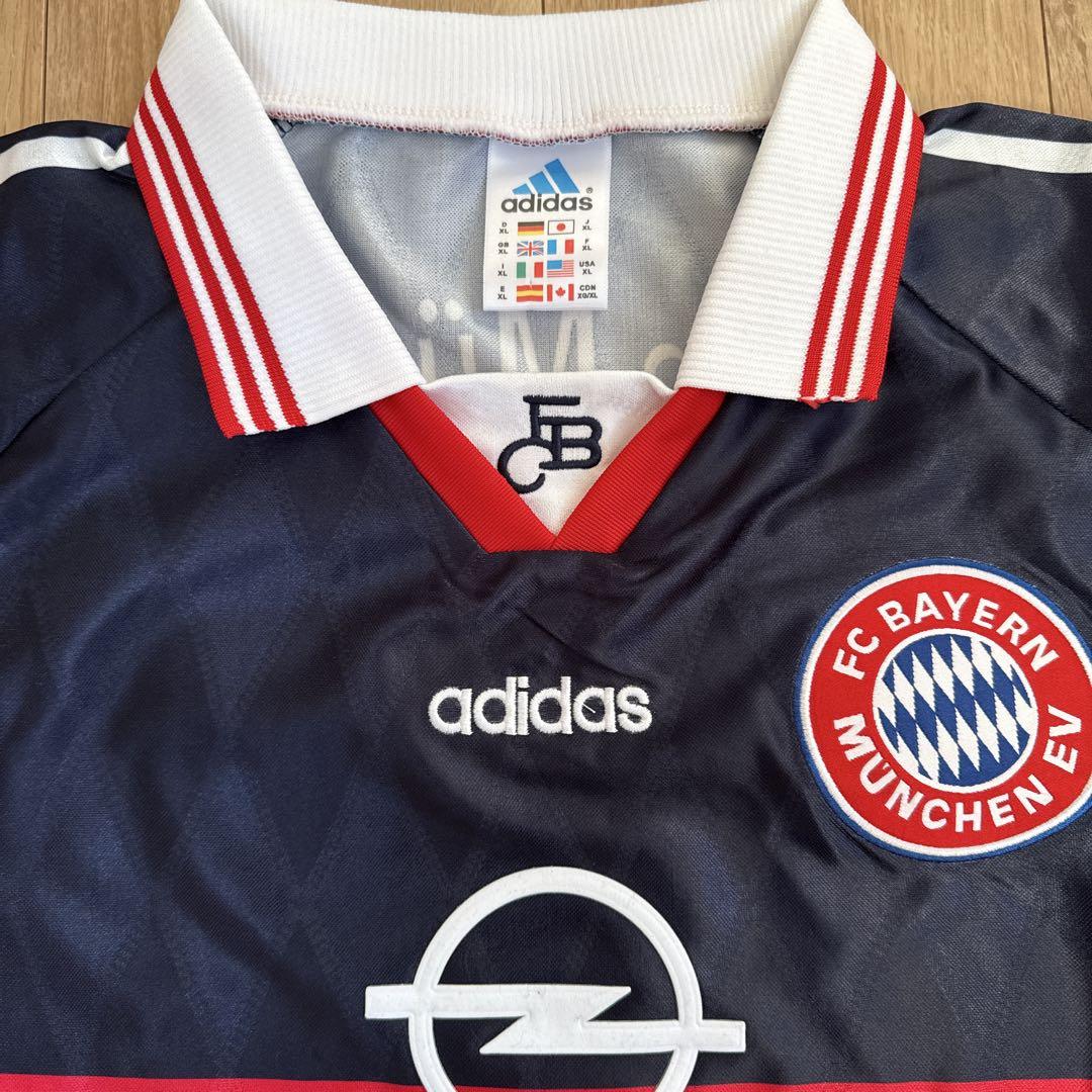 バイエルンミュンヘン　サッカーユニフォーム　XL バスラー
