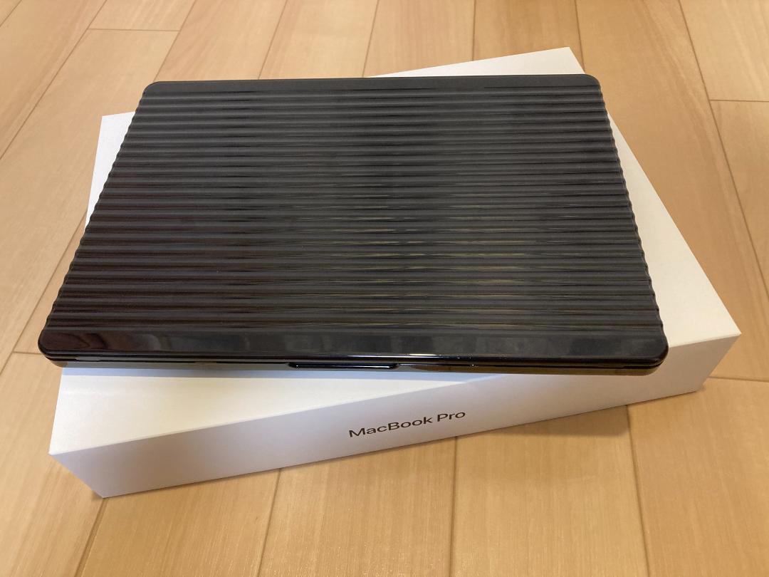 【ほぼ新品】Apple MacBook Pro スペースグレー 14インチ M4