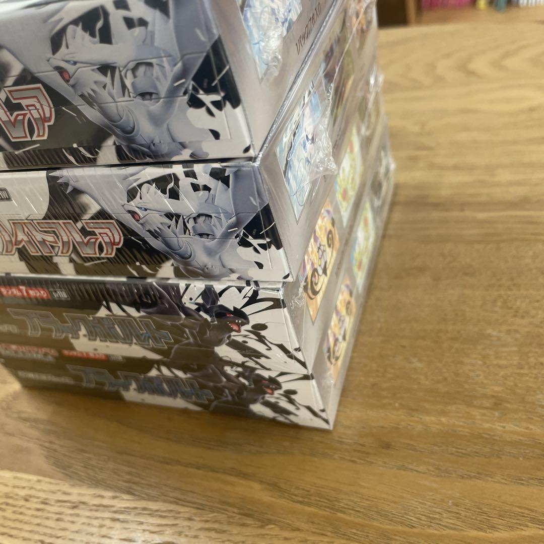 ブラックボルト ホワイトフレア シュリンク付き 新品 未開封 BOX ポケカ ♡