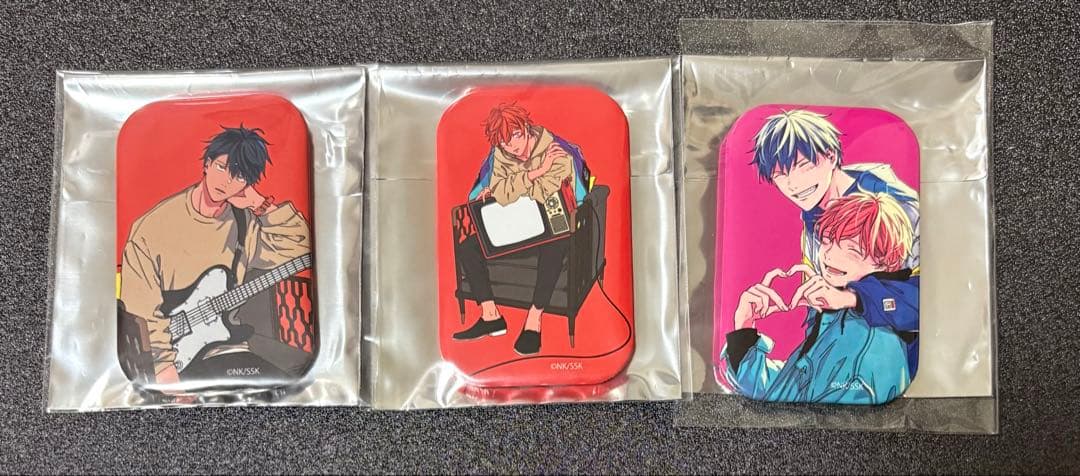 ギヴン タワーレコード ランダムスクエア缶バッジ 真冬 立夏新品、♥