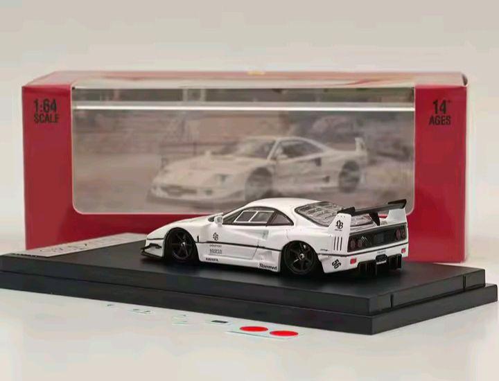 ■1/64【LBWK F40 STREET　WARRIOR】ホワイト《新品》