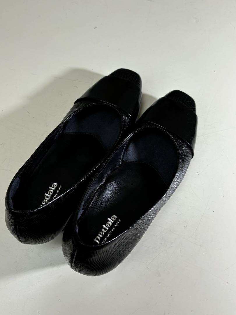 アシックス　ペダラ　レディース　パンプス　美品