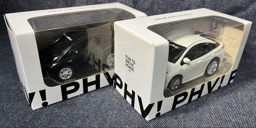 ［トヨタ］プリウスPHVプルバックカー【2個セット】 トヨタ - トヨタ プリウスPHV&ヴァンガード プルバックカー 2台