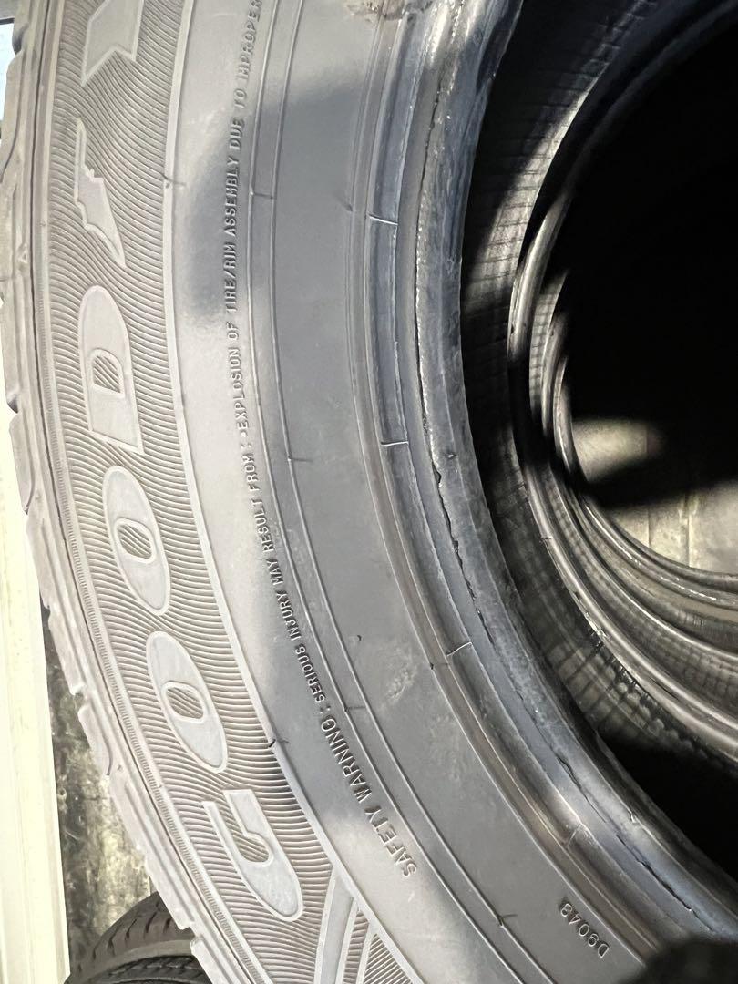215/65R16 グッドイヤー　2023年製　ほぼ新品