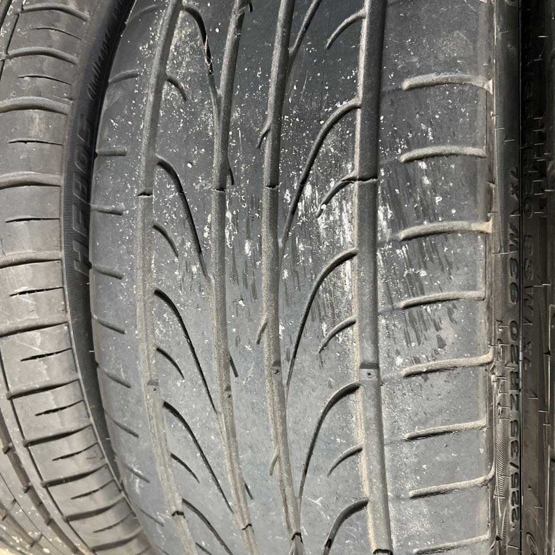 ハイエース　225/35R20 タイヤ・ホイールセット 20インチ