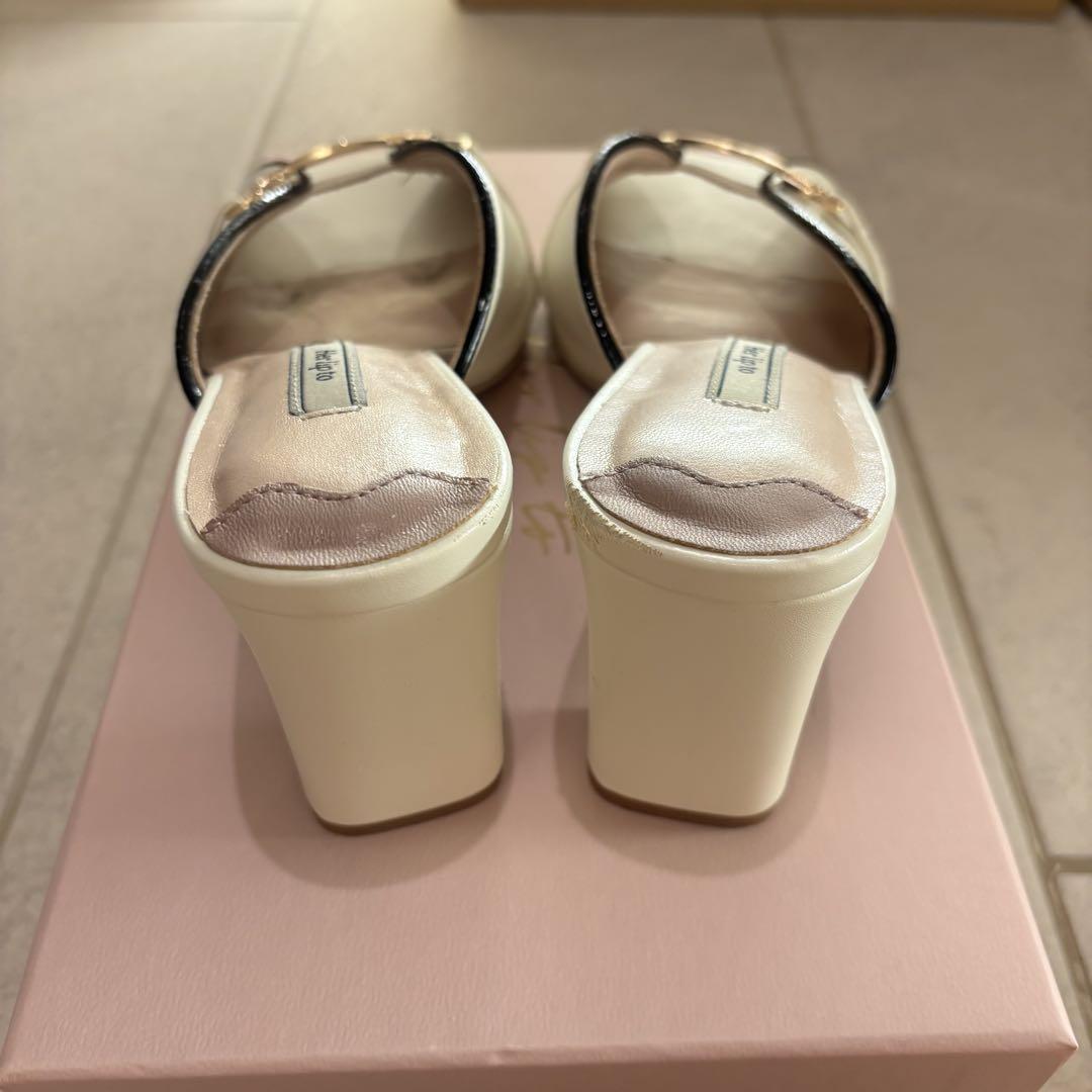 即日発送】Bit Square-Toe Mules♡Herlipto - メルカリ