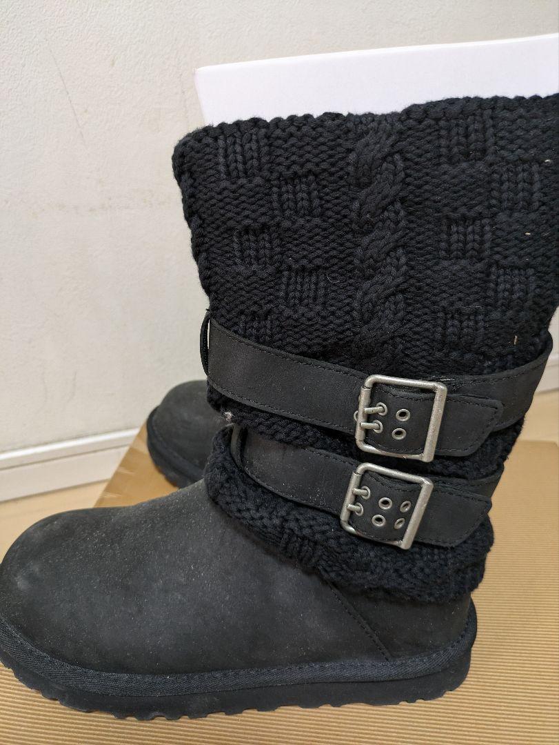 UGG