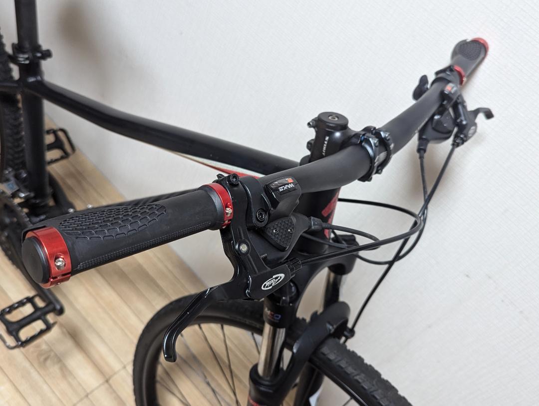 MTB Specialized ディスクブレーキ TLタイヤ 神奈川より 自転車