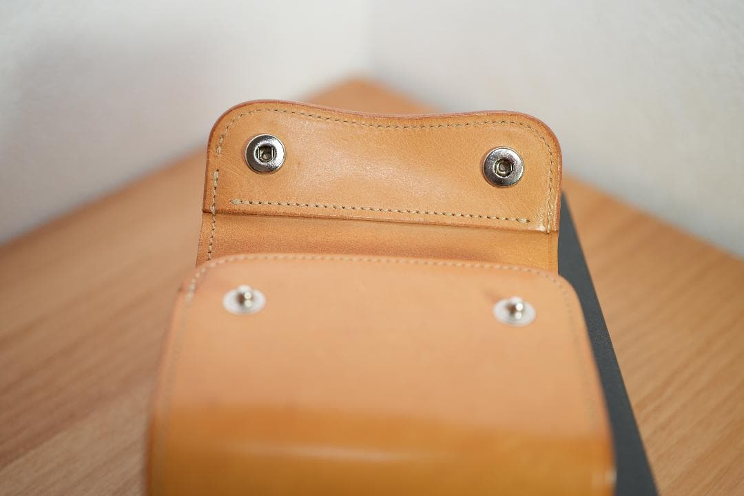 コルトCOLT　ナチュラル　サドル　ラストクロップス（LAST CROPS