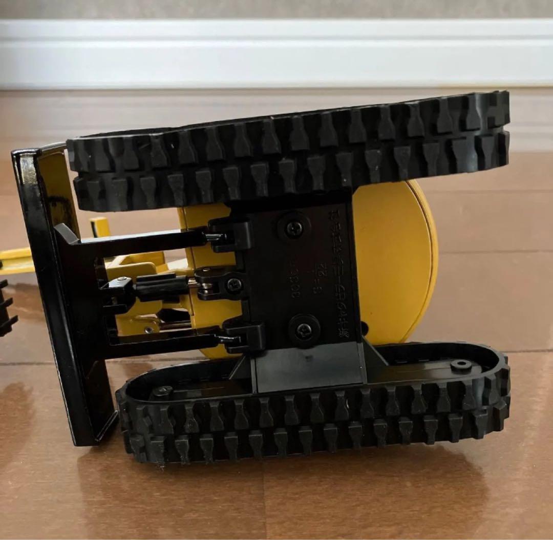 CAT 303CR ミニ油圧ショベル　新キャタピラー三菱