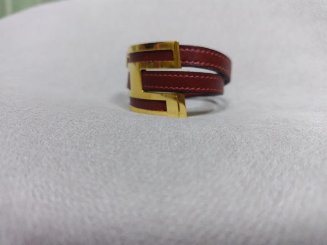 HERMES　プスプス　バングル