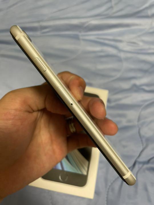 iPhone ホワイト 128 GB vC05o-m88375993543 SE 第2世代 SE2 大特価格安