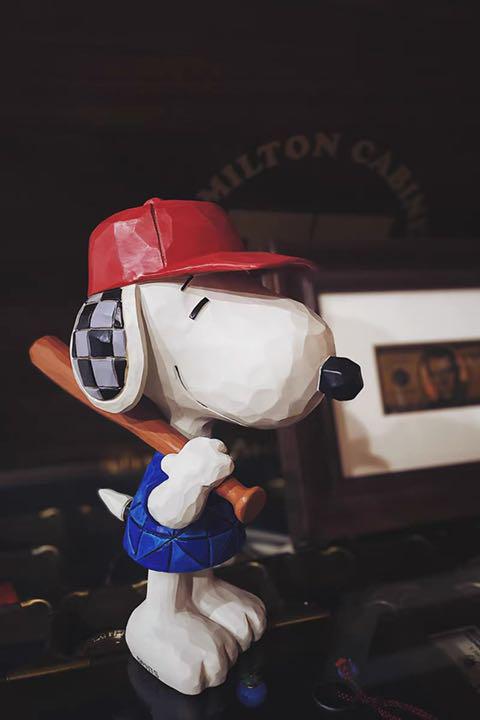 ください ピーナッツ Peanuts フィギュア 人形 スヌーピー 木彫り調 25cm QytWE-m88377061923 のうえ