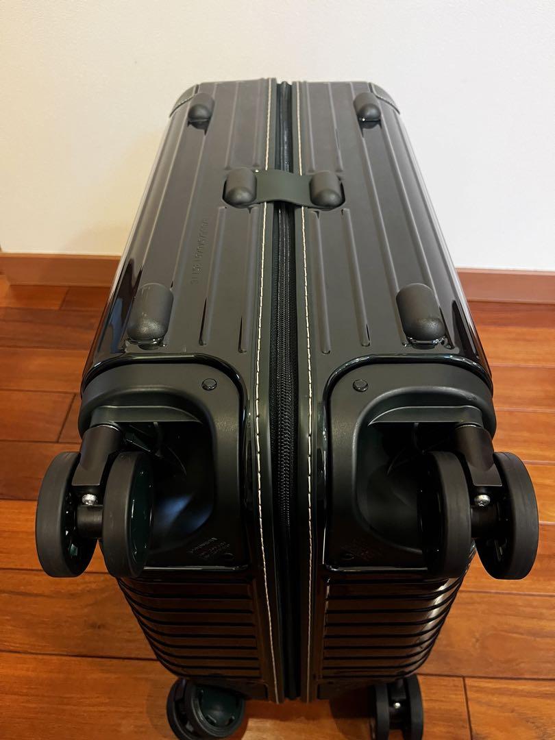 リモワ　ボサノバ　rimowa