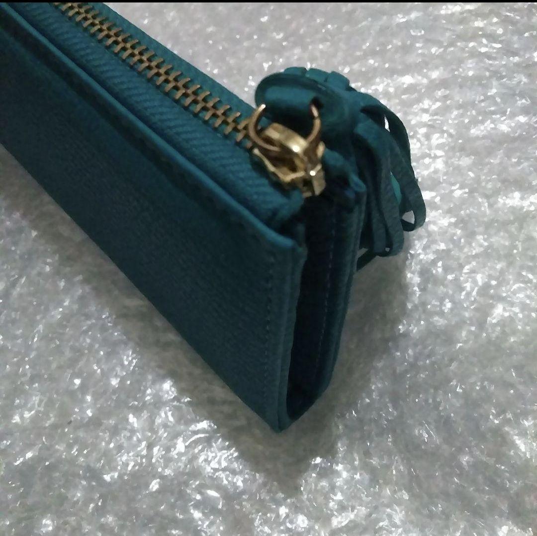 【送料込】 新品未使用 かわいいタッセル L字ファスナー長財布 小物