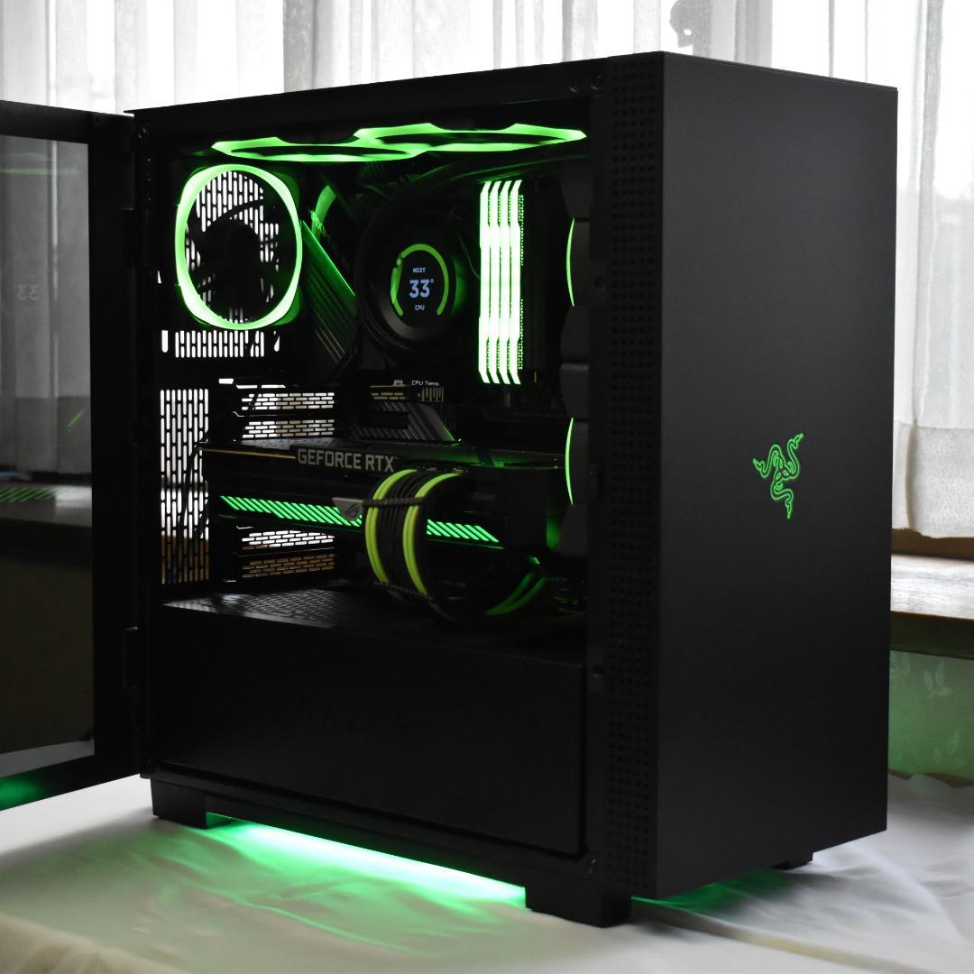 Pricey Razer Tomahawk Compact Gaming Desktop PC Now on Sale