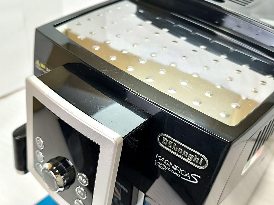 デロンギ　マグニフィカSカプチーノ　全自動コーヒーマシン　2　ECAM23260 デロンギ マグニフィカ S カプチーノ スマート コンパクト全自動