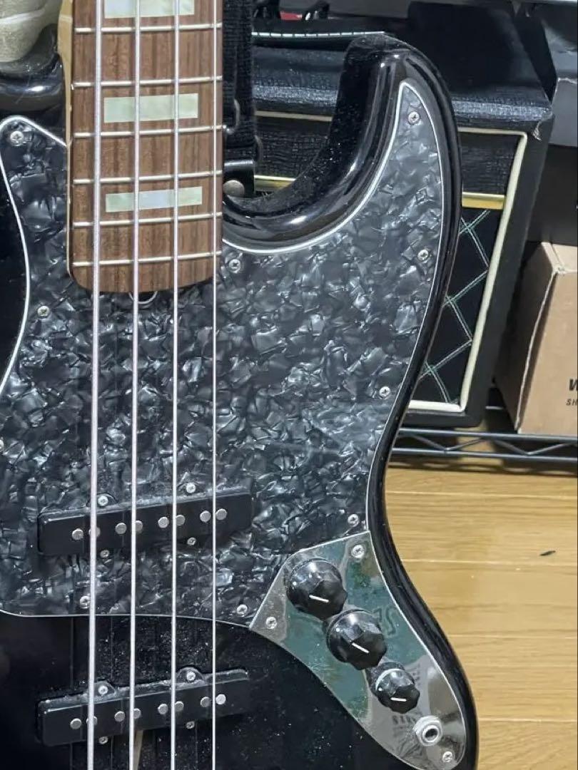 fender traditional 60s Jass Bass (Brack)