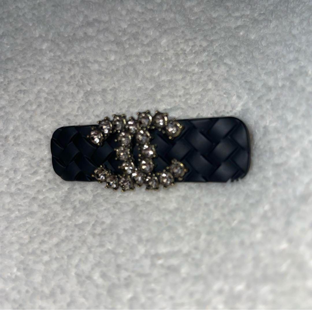 kazu CHANEL ヘアークリップ シャネル CHANEL ヘアクリップ