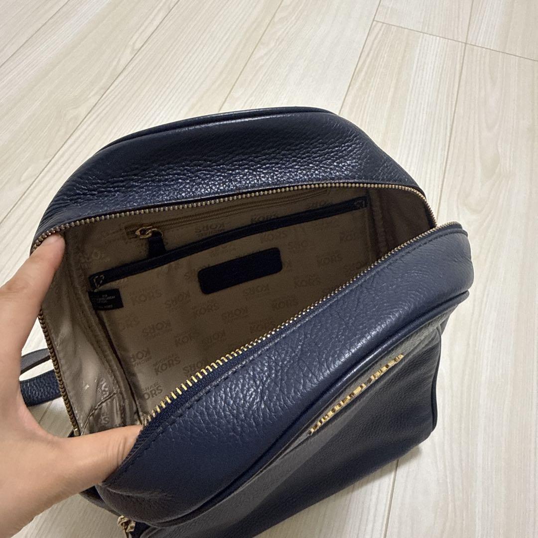 ⭐︎最終値下げ⭐︎ MICHAEL KORS ネイビー リュック MICHAEL KORS ネイビー リュック - メルカリ