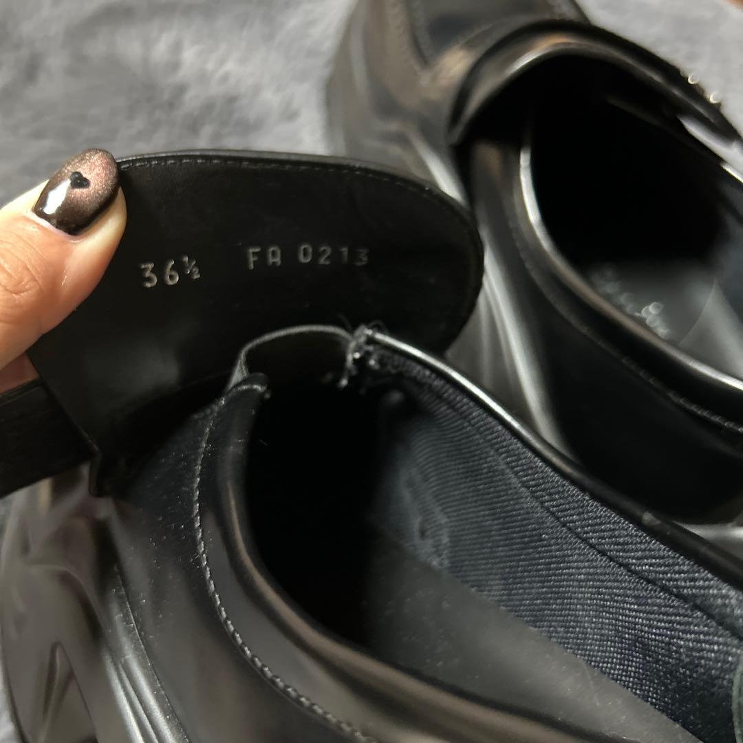 ルイヴィトン LV アークライト 2.0·ライン ローファー 36 1/2サイズ ルイヴィトン LV アークライト 2.0·ライン ローファー 36 1/2サイズ