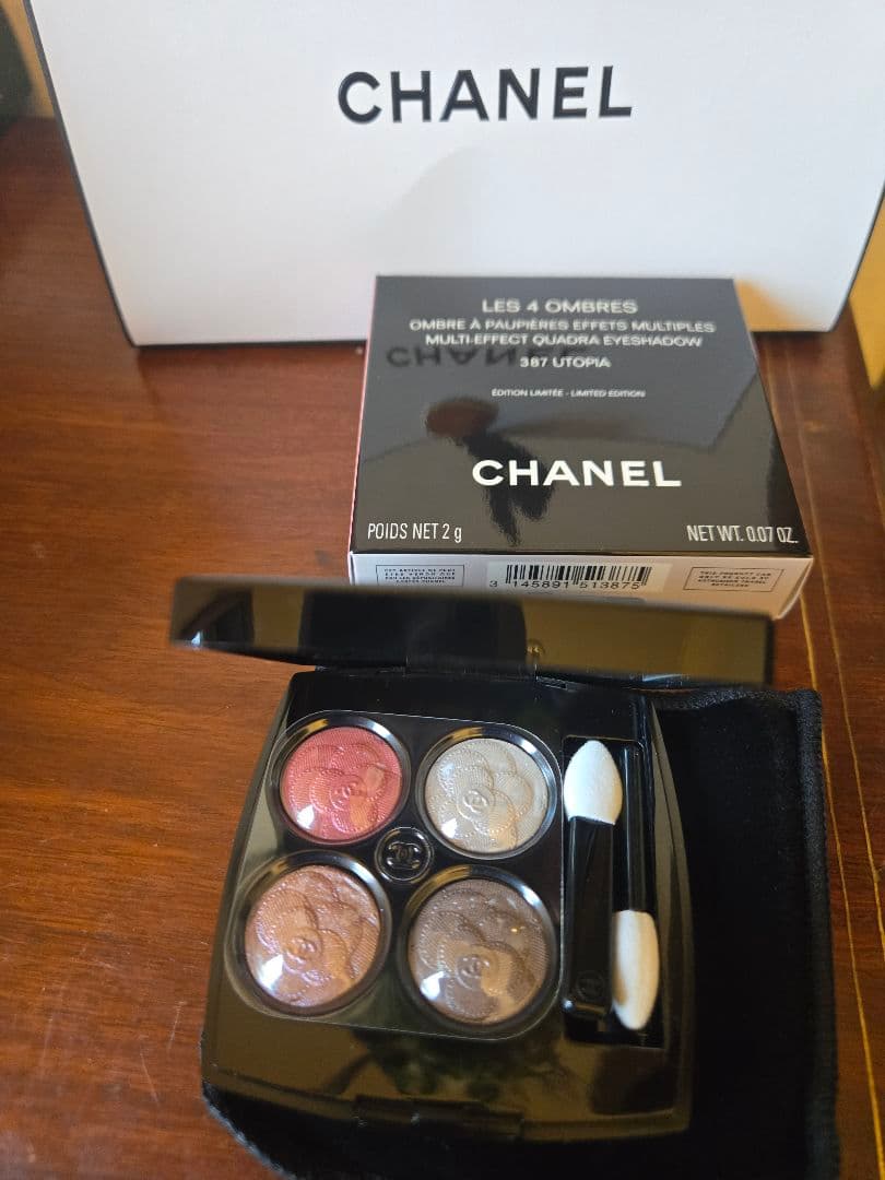 新品未使用　CHANEL　アイシャドウ　レキャトルオンブル　387 ユートピア