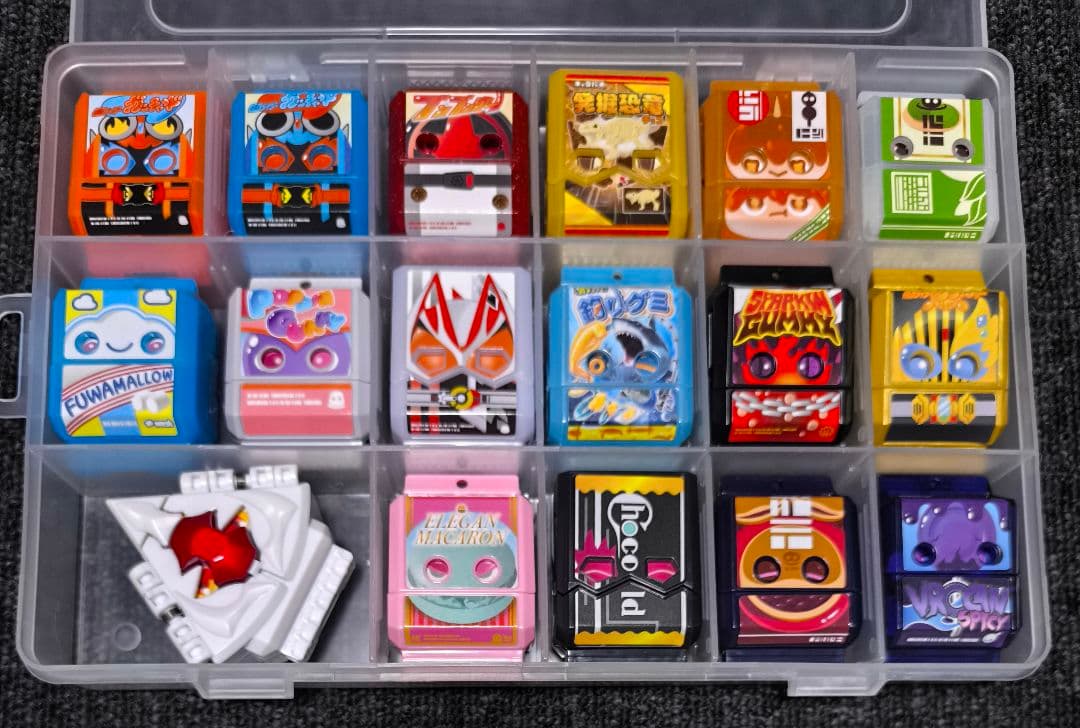 仮面ライダーガヴ　ゴチゾウセット　41種　＆　昇天台座