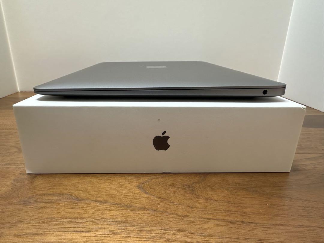 美品❗️MacBook Air 2020 M1チップ 512GB グレイ