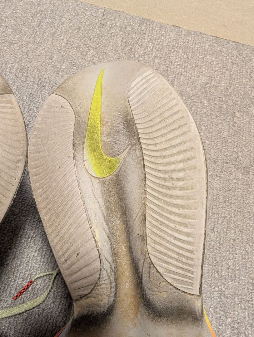 ZoomX アルファフライ