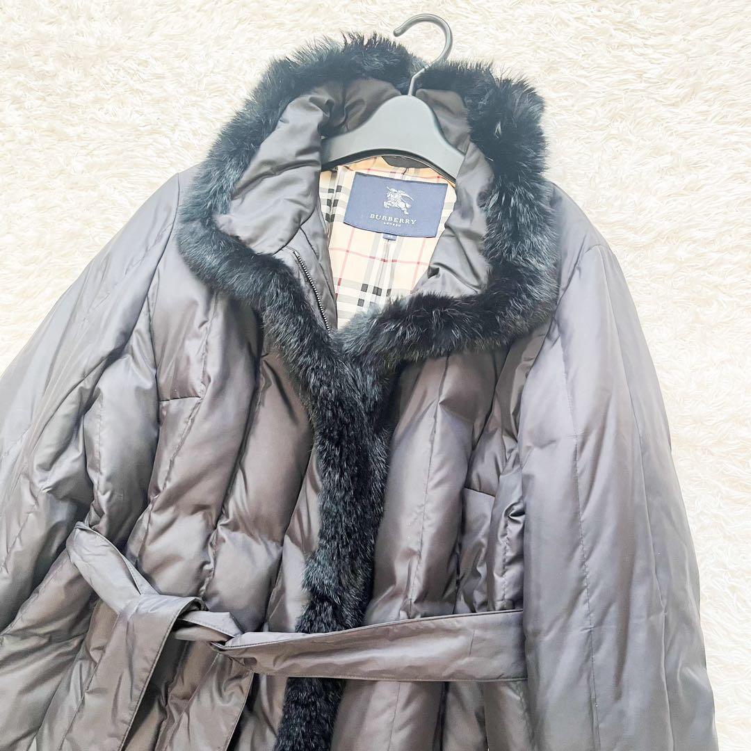 バーバリーロンドン ロングダウンコート ノバチェック ファー ブラック 44 バーバリーロンドン ロングダウンコート ノバチェック ファー ブラック 44