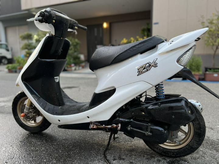 外装新品の本物ライブディオZX‼️ 全国配送可能‼️ - メルカリ