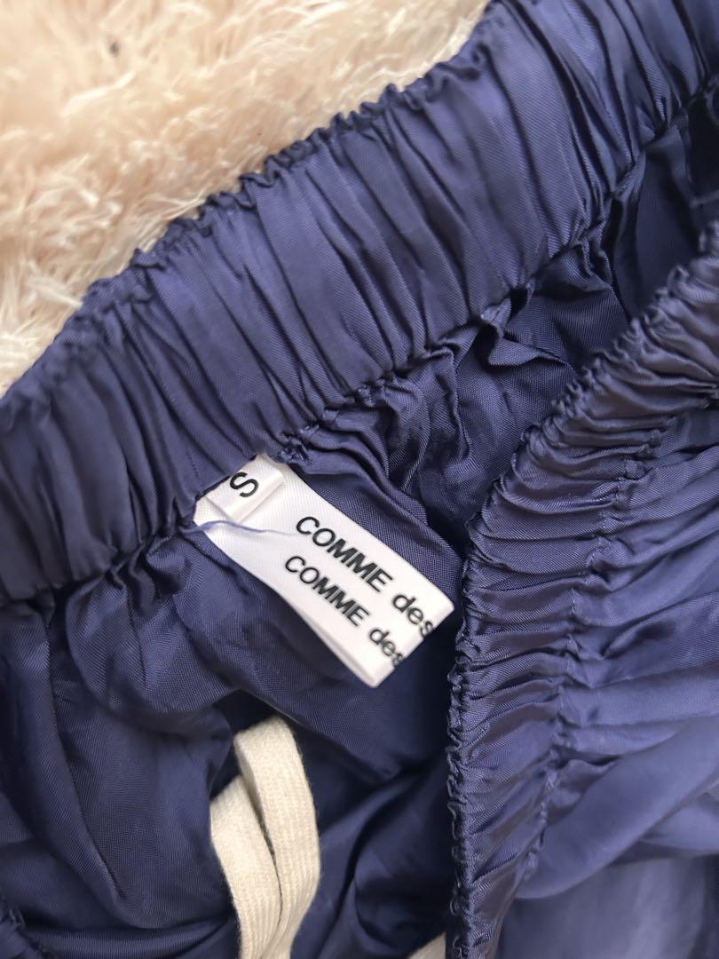 COMME des GARÇONS ネイビー フレアスカート