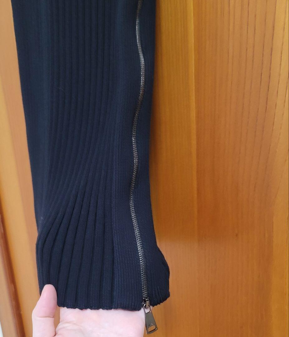 21 ブラックーリブ編み長袖ニットワンピースM