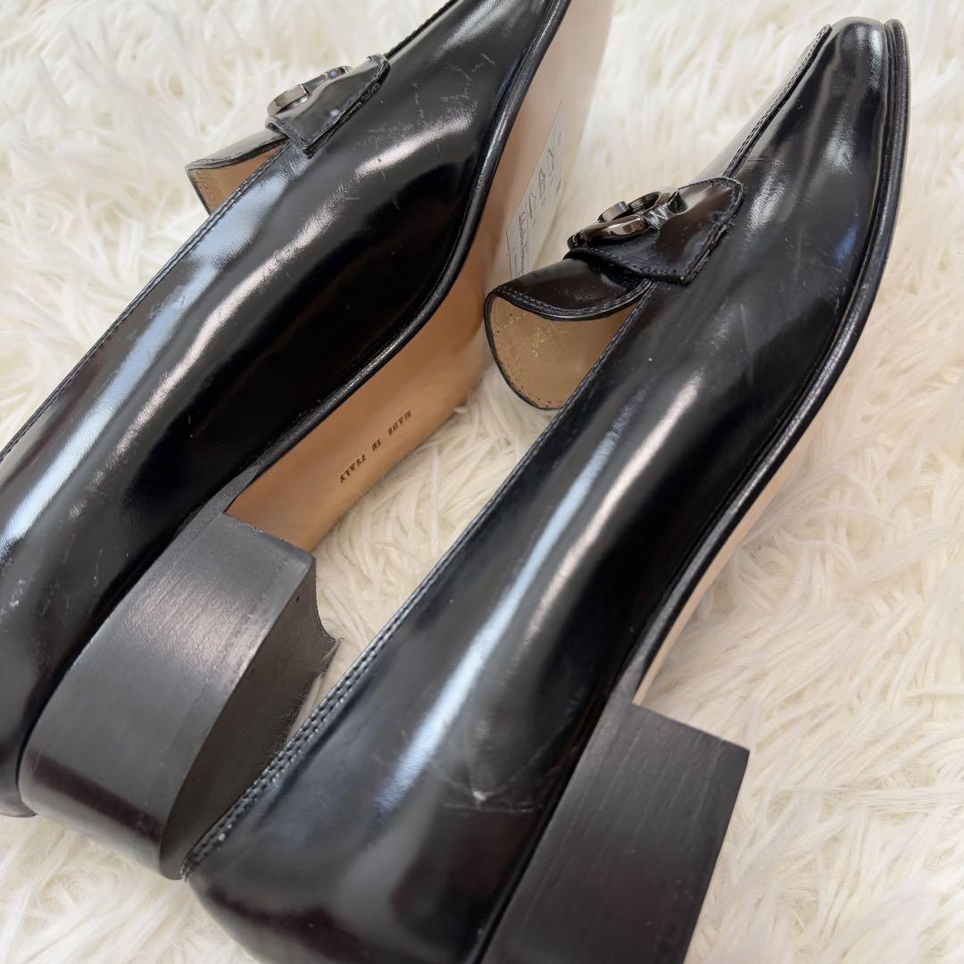 未使用✨Ferragamo ガンチーニ金具 ローファー ブラック 6½